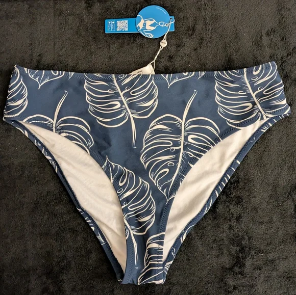 🆕 NWT Cupshe Navy Blue White Tropical Floral Swim Bottoms Large - Picture 3 of 11